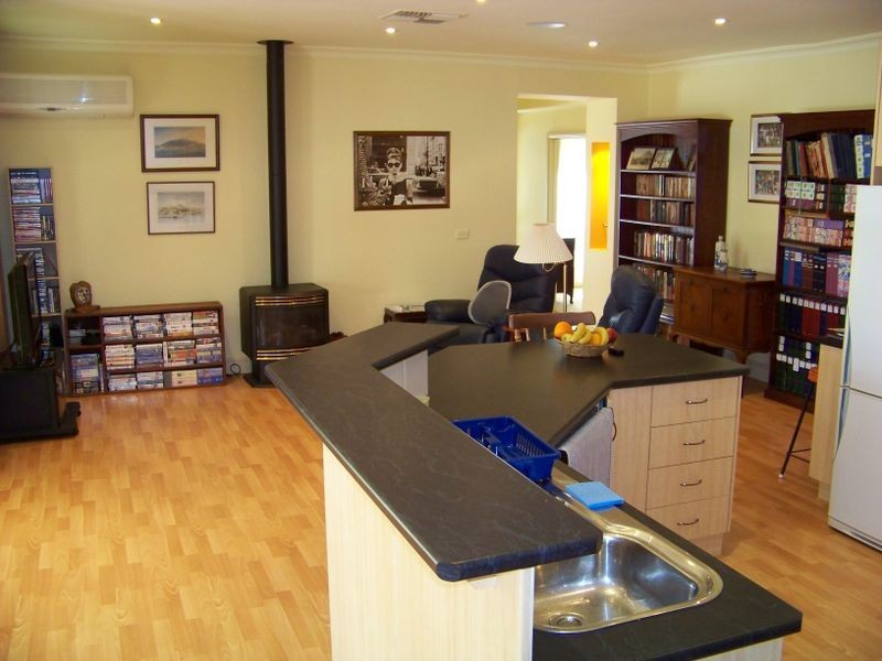 9 Merle Ct, Mildura VIC 3500