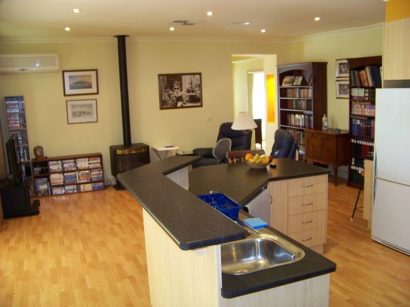 9 Merle Ct, Mildura VIC 3500