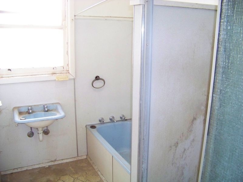 10 Thirteenth St, Mildura VIC 3500