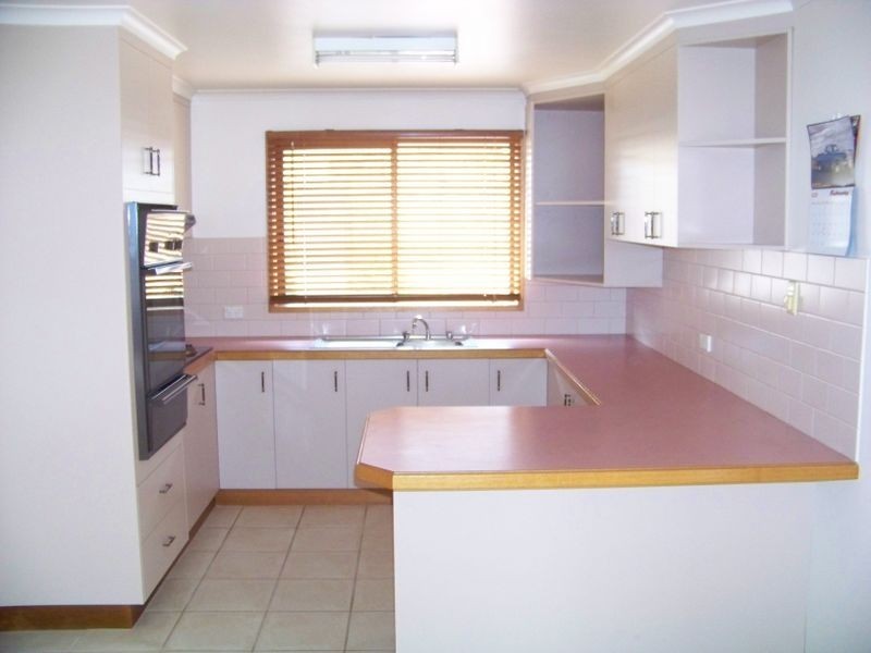 2/2 Diamond Crt, Mildura VIC 3500