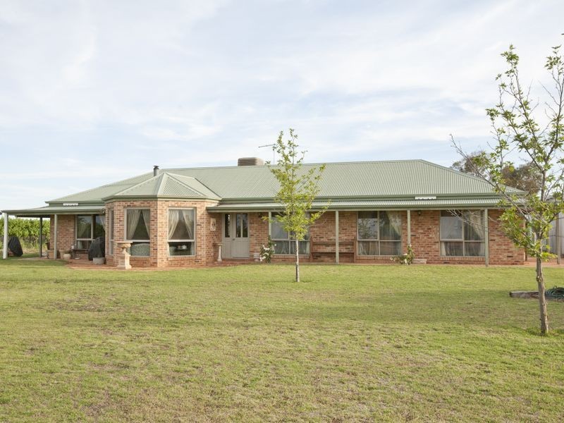 107 Mena Road Birdwoodton, Mildura VIC 3500