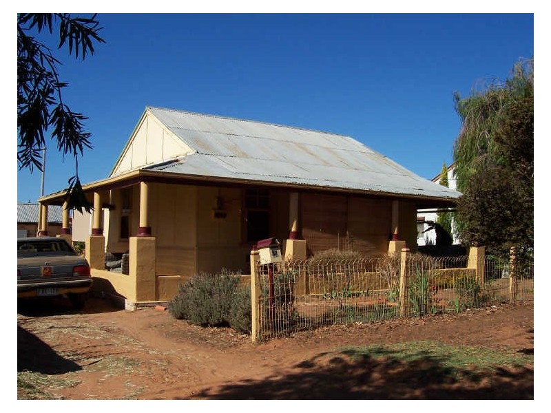 32 Laurel Street, Red Cliffs VIC 3496