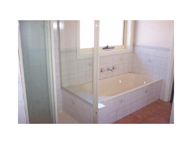 4 Macquarie Court, Mildura VIC 3500