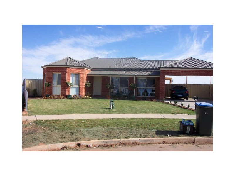 13 Sterling Drive, Mildura VIC 3500