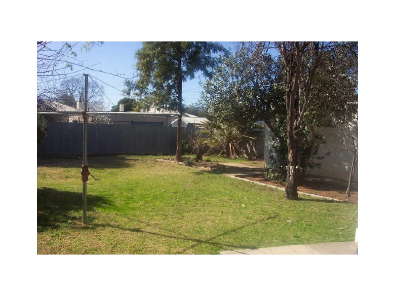 24 Leonard Street, Mildura VIC 3500