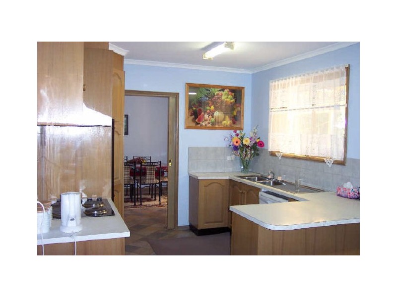 17 McKay Place, Mildura VIC 3500