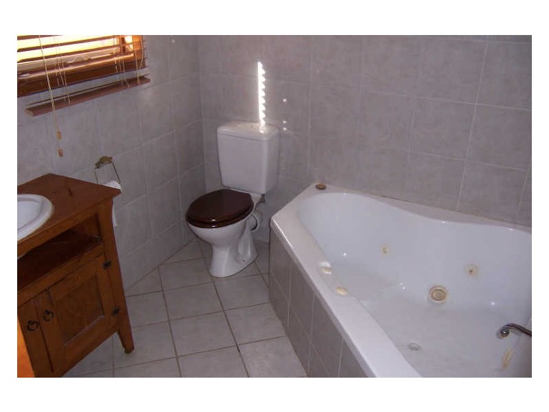 135 Pine Avenue, Mildura VIC 3500