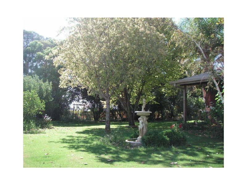 3027 Sixteenth Street, Irymple VIC 3498