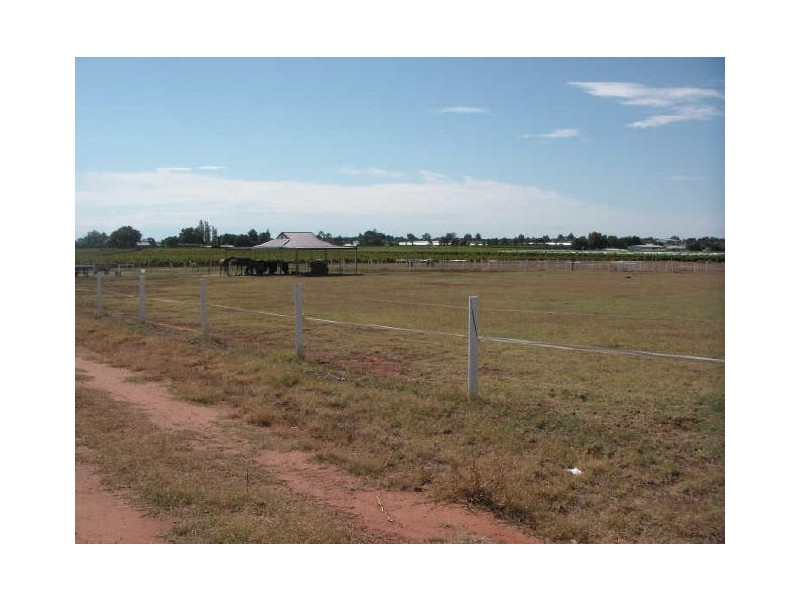 3027 Sixteenth Street, Irymple VIC 3498