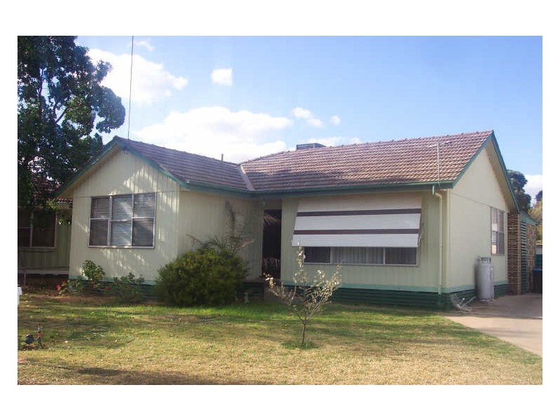 6 Weir Crescent, Mildura VIC 3500