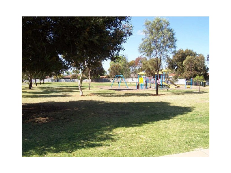 5 Semmens Crescent, Mildura VIC 3500