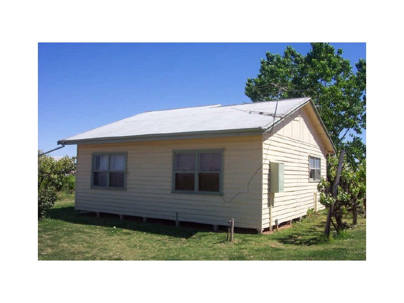 753 Koorlong Avenue, Irymple VIC 3498