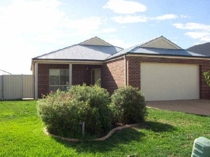 8 Jaylee Terrace, Mildura VIC 3500