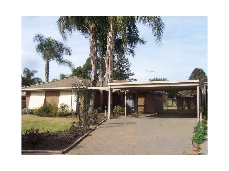 6 Helen Court, Mildura VIC 3500
