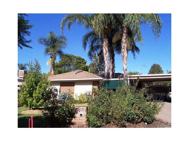 6 Helen Court, Mildura VIC 3500