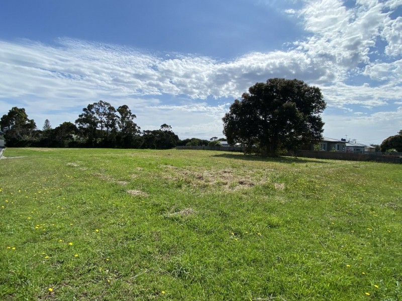 16 Quail Street, St Helens TAS 7216