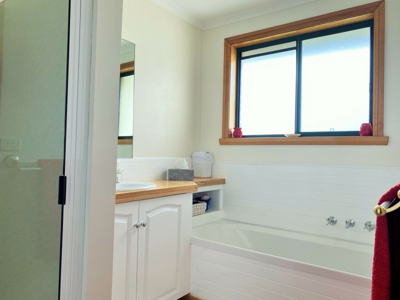 31 Tully Street, St Helens TAS 7216