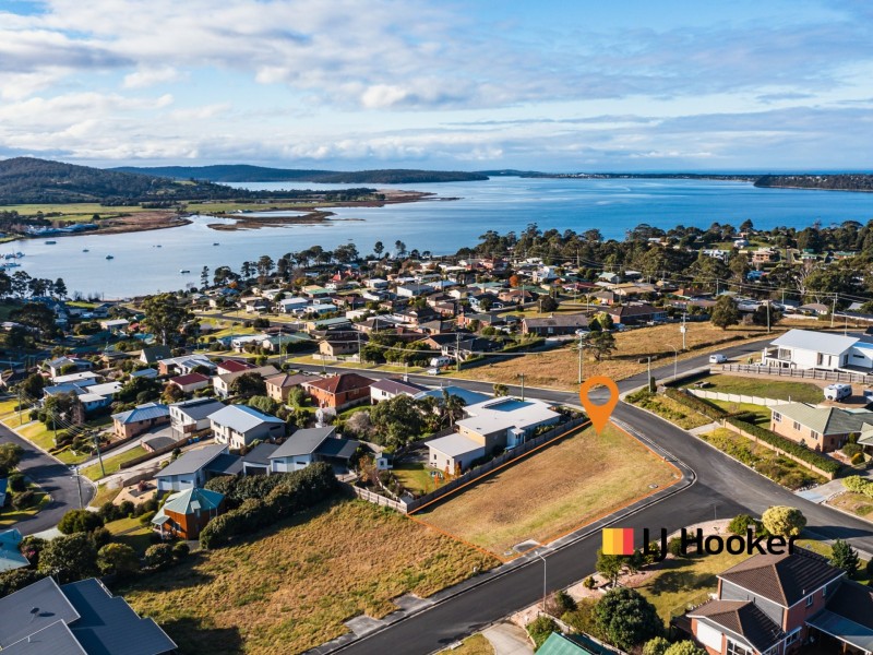 24 Cobrooga Drive, St Helens TAS 7216