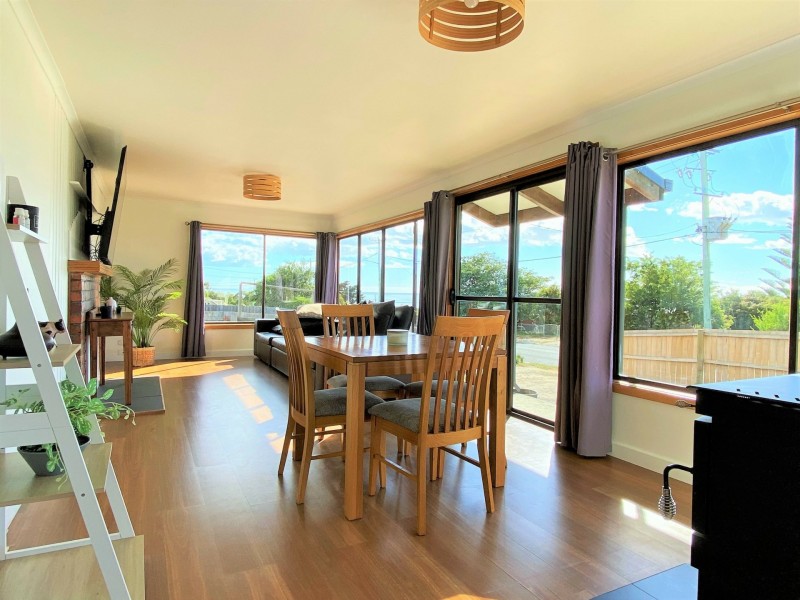 8 Pringle Street, Scamander TAS 7215