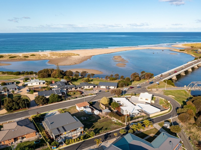 150 Scamander Avenue, Scamander TAS 7215