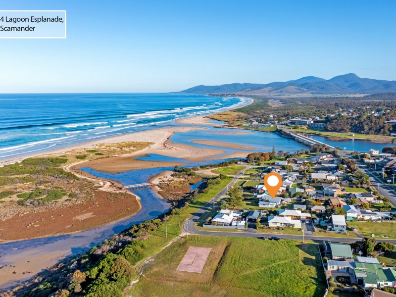 4 Lagoon Esplanade, Scamander TAS 7215