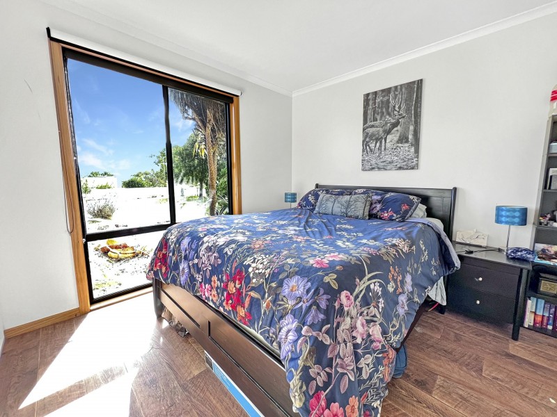 6 Barnett Close, Binalong Bay TAS 7216