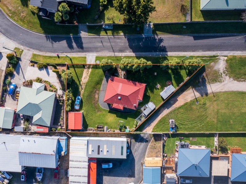 1 Lindsay Parade, St Helens TAS 7216