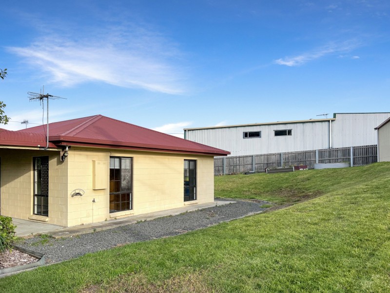 1 Lindsay Parade, St Helens TAS 7216