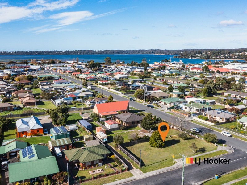 64 Quail Street, St Helens TAS 7216