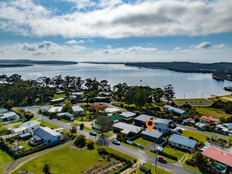 7 Halcyon Grove, St Helens TAS 7216
