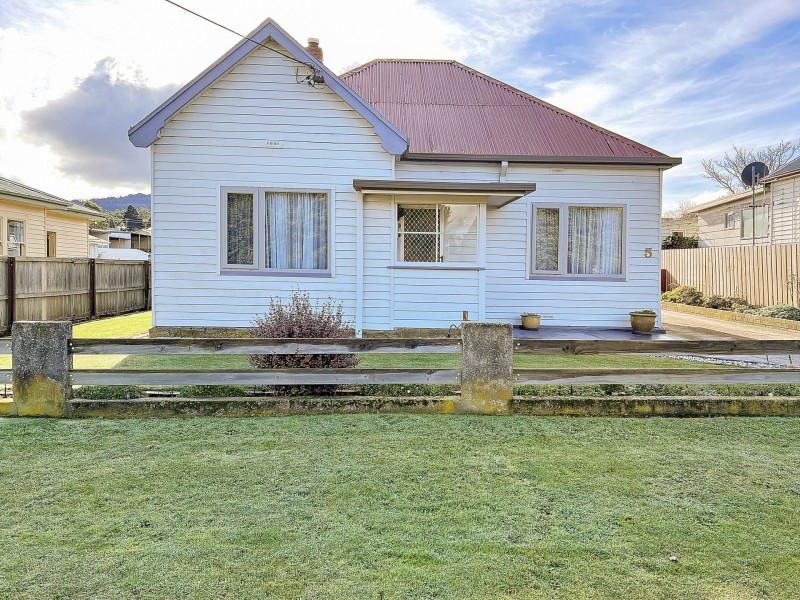 5 Main Street, St Marys TAS 7215