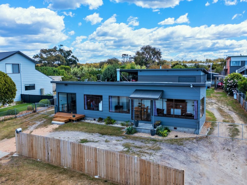 8 Pringle Street, Scamander TAS 7215