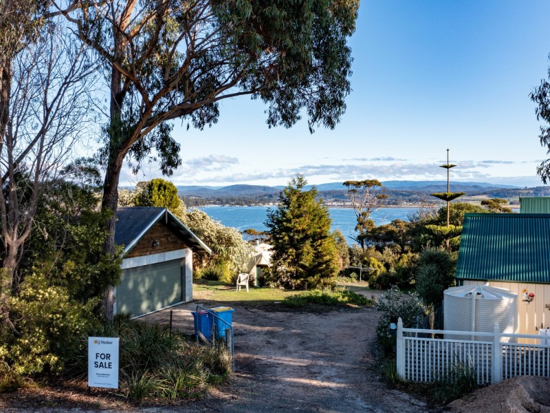 11 Aerodrome Road, Stieglitz TAS 7216