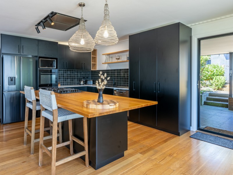 1 Doric Grove, St Helens TAS 7216