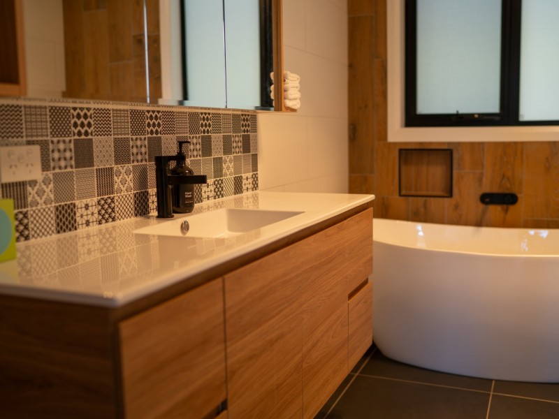 1 Doric Grove, St Helens TAS 7216