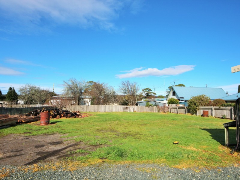 7 Annie Street, St Helens TAS 7216