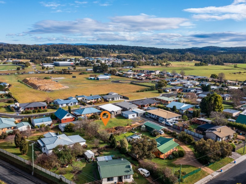 7 Annie Street, St Helens TAS 7216