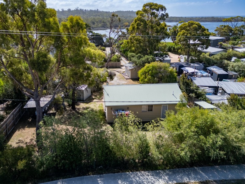 175 Main Road, Binalong Bay TAS 7216