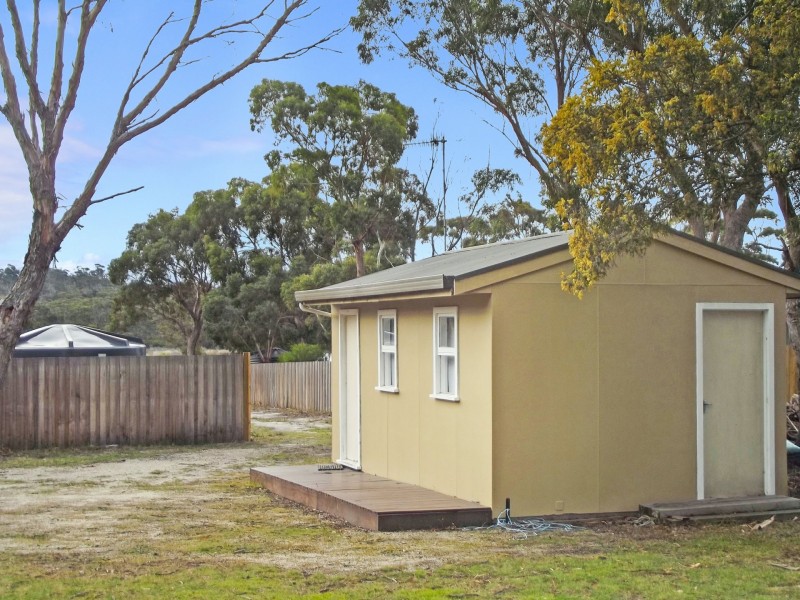175 Main Road, Binalong Bay TAS 7216