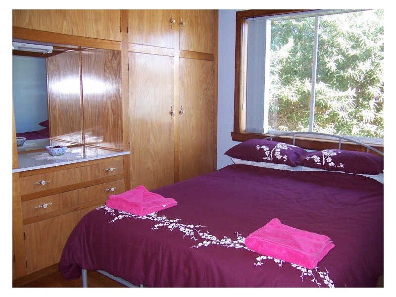 44 Main Road, Binalong Bay TAS 7216