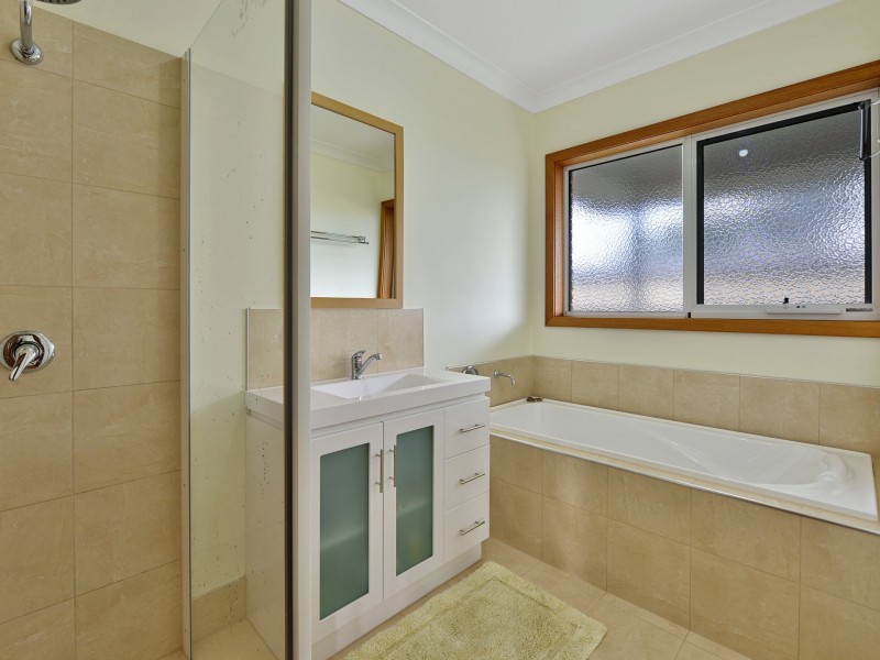 15 Heather Place, St Helens TAS 7216