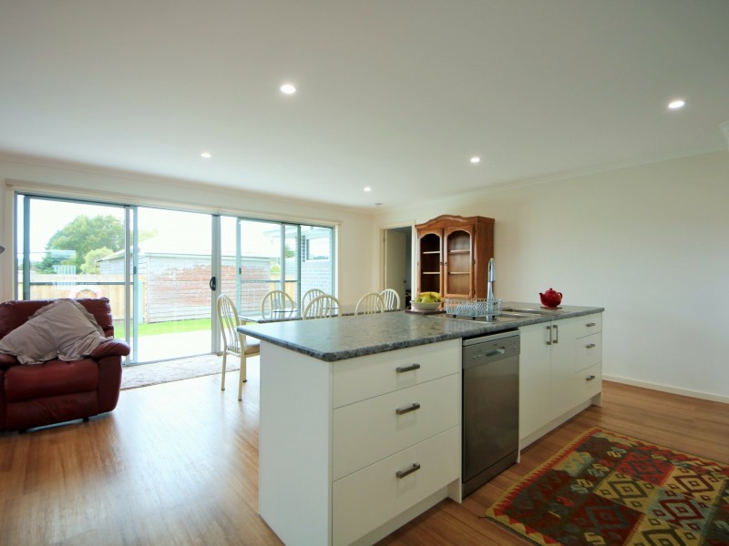 10b Tully Street, St Helens TAS 7216