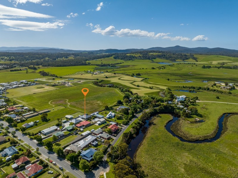 10b Tully Street, St Helens TAS 7216