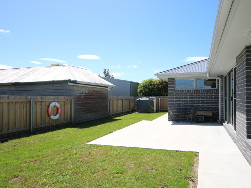 10b Tully Street, St Helens TAS 7216