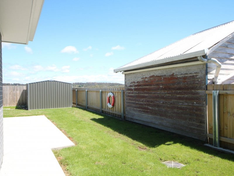 10b Tully Street, St Helens TAS 7216