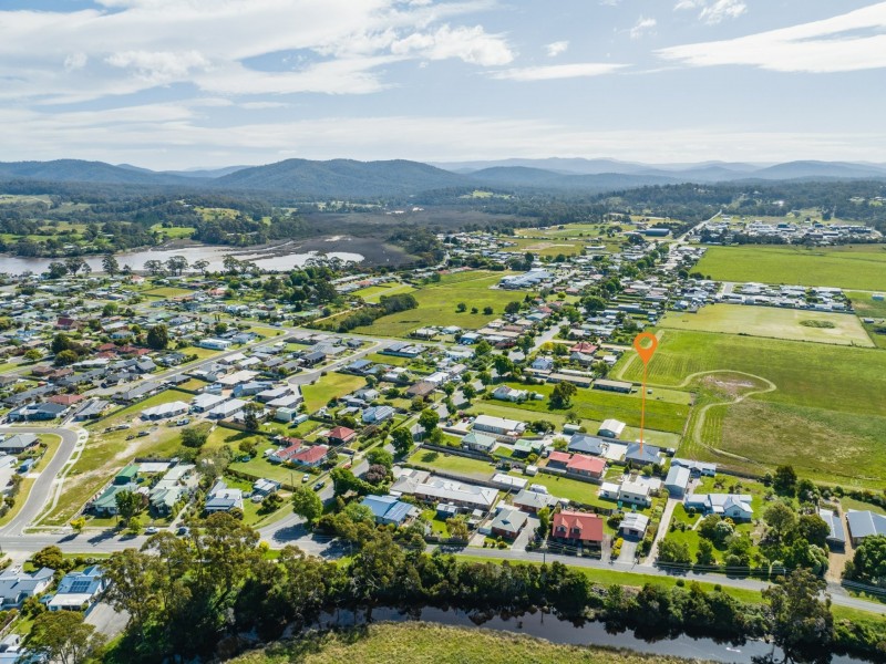10b Tully Street, St Helens TAS 7216
