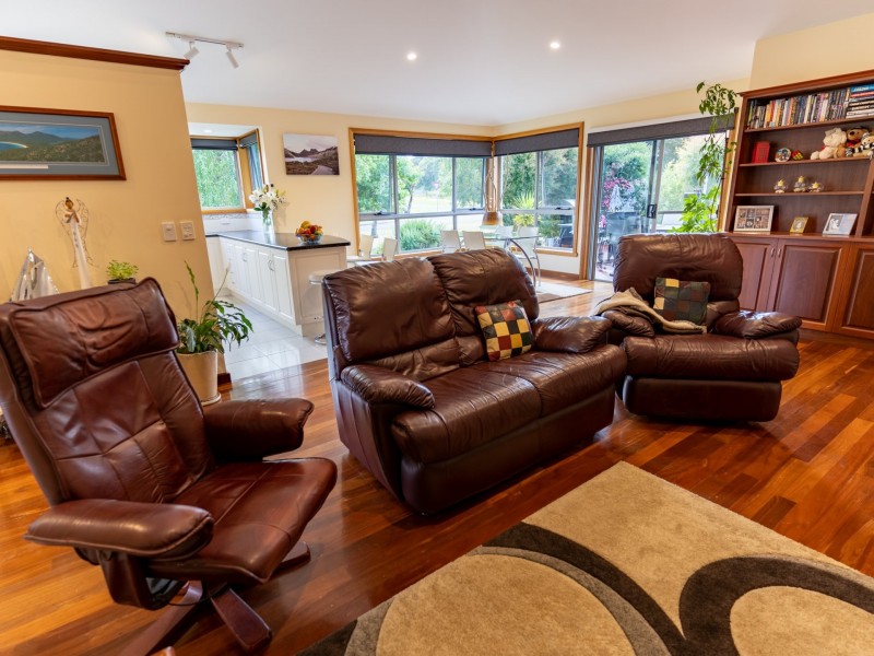 1 Rock Street, Akaroa TAS 7216