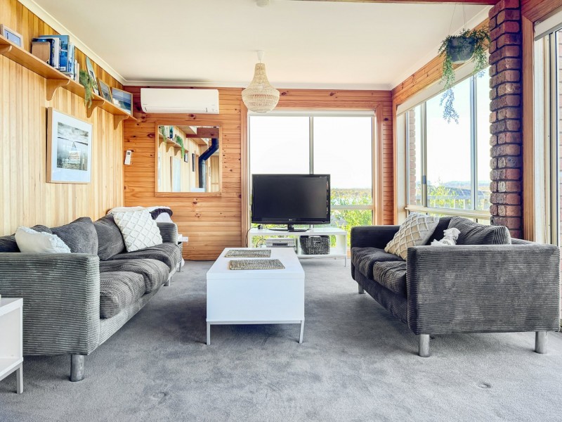 18 Kiama Parade, Akaroa TAS 7216