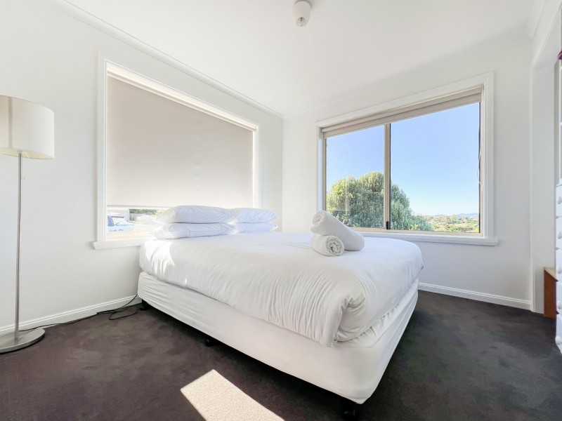 18 Kiama Parade, Akaroa TAS 7216