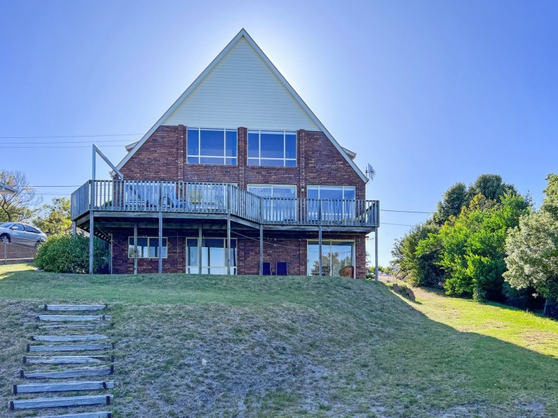 18 Kiama Parade, Akaroa TAS 7216